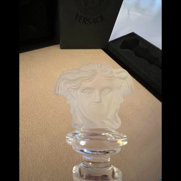 Versace, Crystal Stopper, Rosenthal Frosted Double Sided Medusa Wine Stopper - Picture 9 of 13
